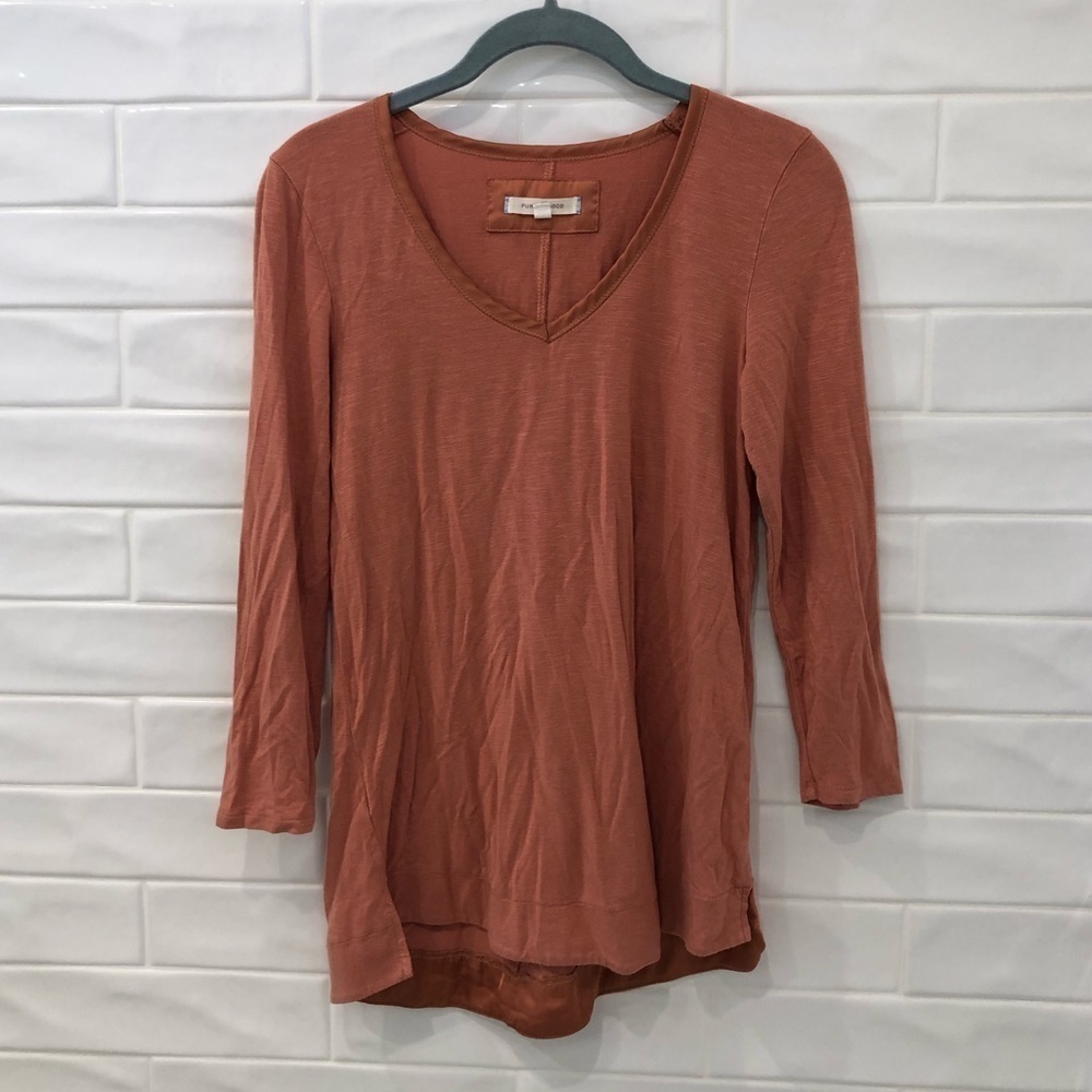 ANTHROPOLOGIE satin trim v-neck tee top - Picture 5 of 8